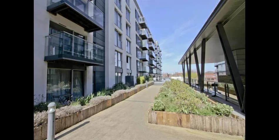 Property Image 0