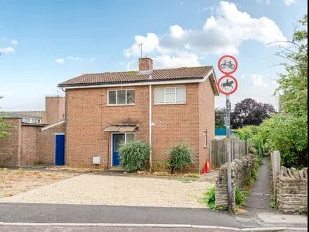 School House North Street, BS30 8TS