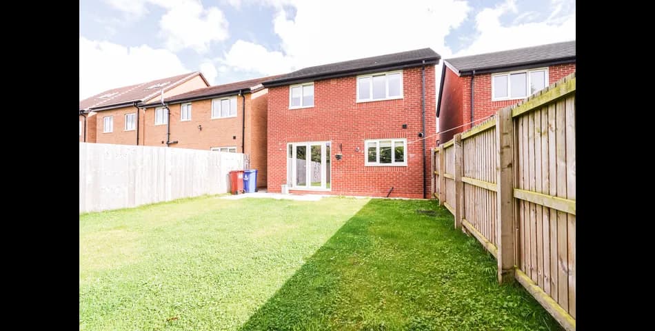 Property Image 32