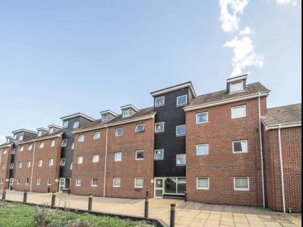 Nayland Court, Market Place, RM1 3EF