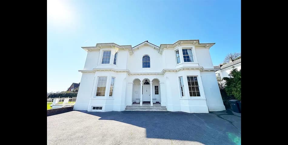 Property Image 0