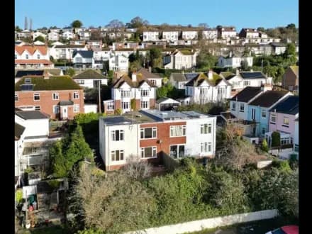 SEMI-DETACHED HOUSE FOR MODERNISATION