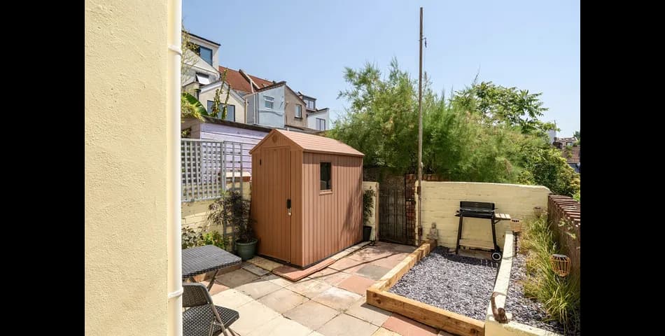 Property Image 12
