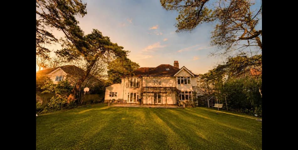 Property Image 0