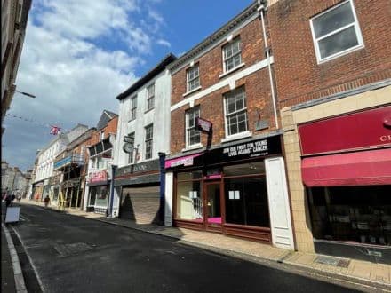 VACANT COMMERCIAL PROPERTY WITH POTENTIAL