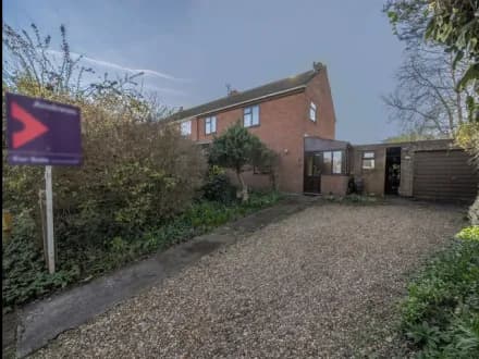 Nibley Lane, BS37 9UP