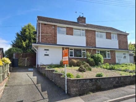 Richmond Road, DY12 2BQ