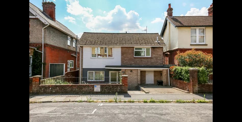 Property Image 0