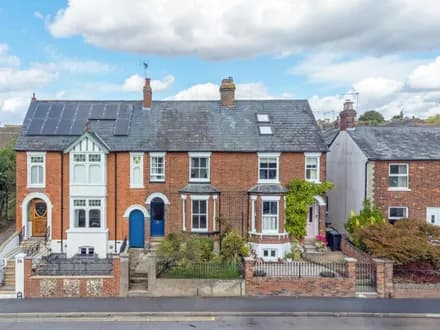 Stunning Three Bedroom Terraced Home - Saffron Walden (CB10)