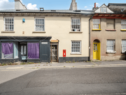 Post Box Cottage, 11 Market Street, Buckfastleigh, TQ11 0BA