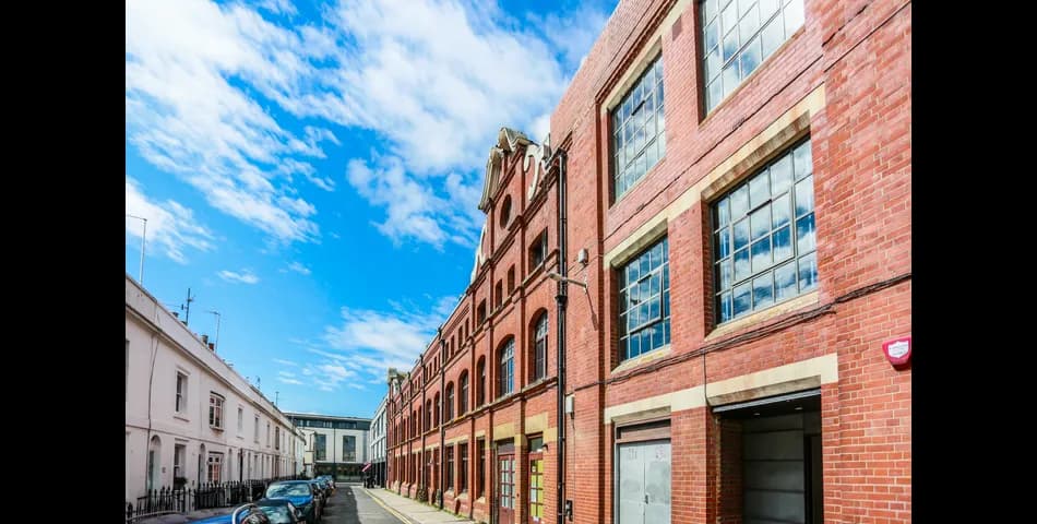 Property Image 0