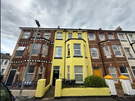 FLAT FOR MODERNISATION