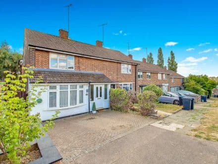 Three bedroom - End of Terrace - Double Storey Extension