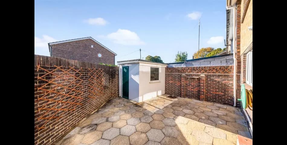 Property Image 16