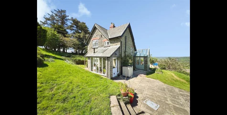 Property Image 0