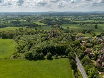 Land to the East side of Reading Road, Heckfield, Hook, RG27 0JY