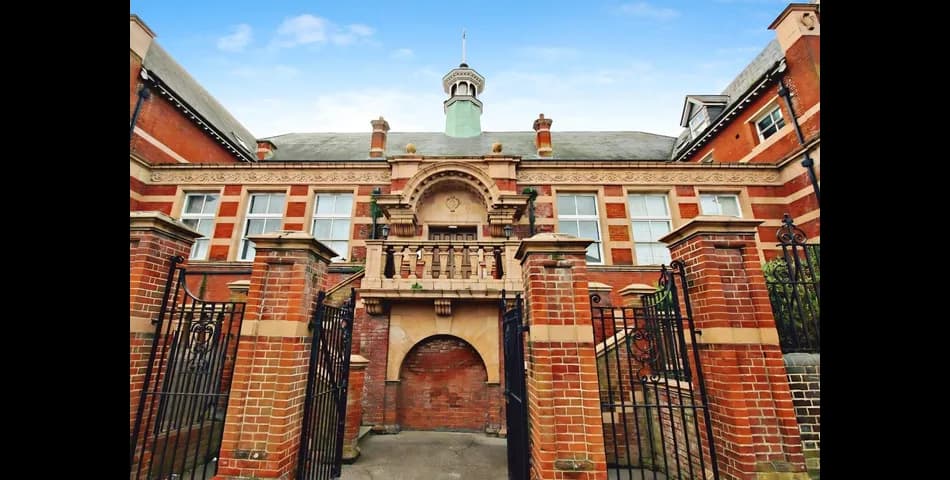 Property Image 25