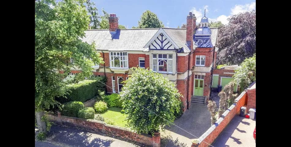 Property Image 0