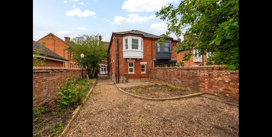 Property Image 29
