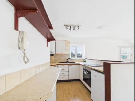 Third Floor Apartment - Two Bedrooms - Ideal First Time/Investment Buy - Illfracombe (EX34)