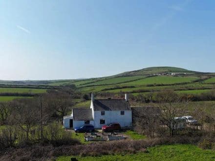 Ty'n Rhos, Rhoshirwaun, Pwllheli