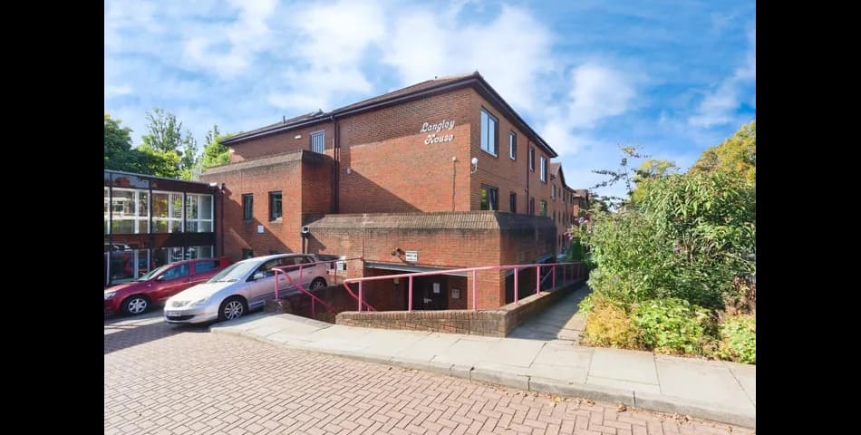 Property Image 0